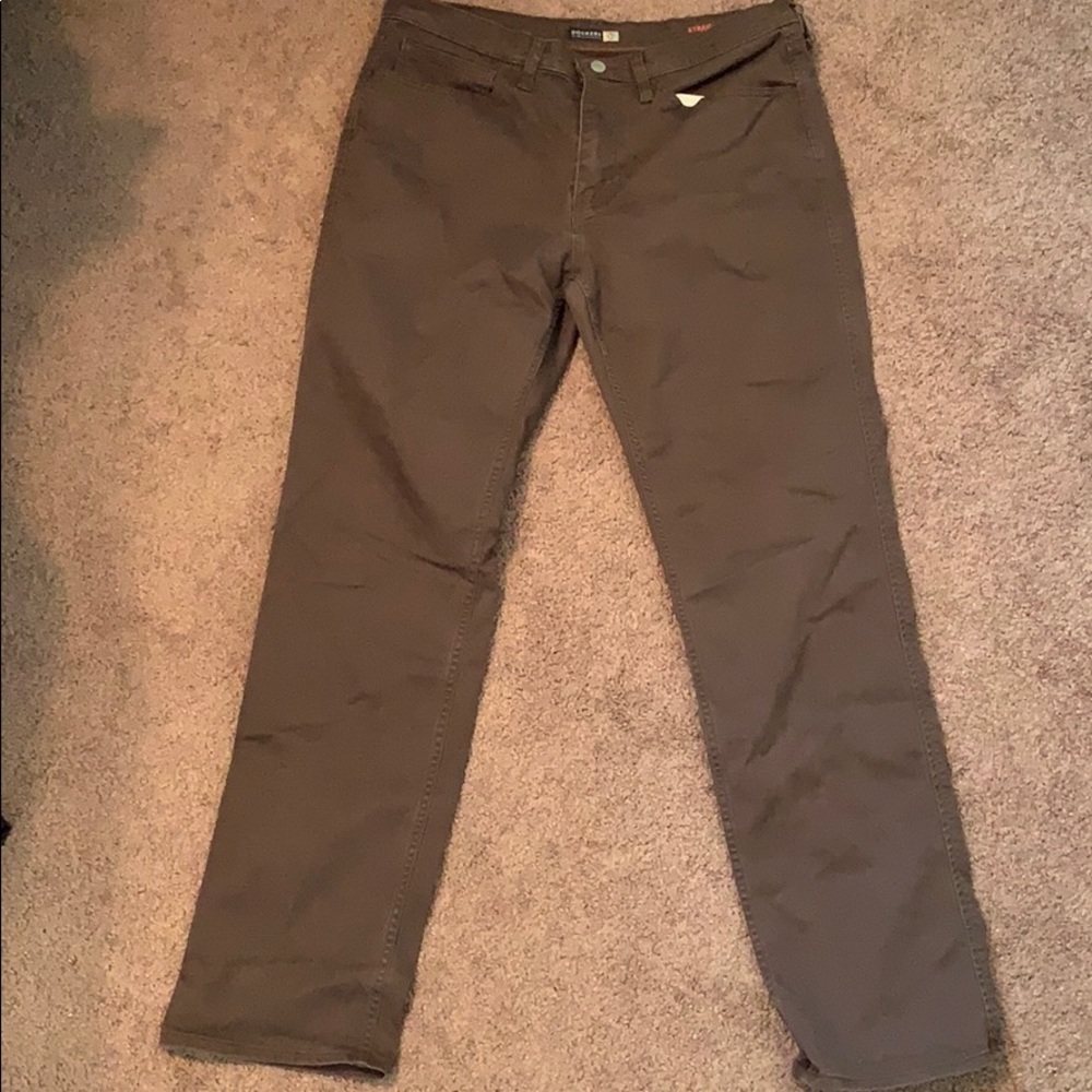 Dark tan khakis pants